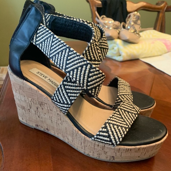 Steve Madden Wedges - Picture 1 of 4
